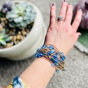 💚 Handmade Beaded Bracelet